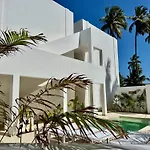 Beachfront Apartments With Private Pool