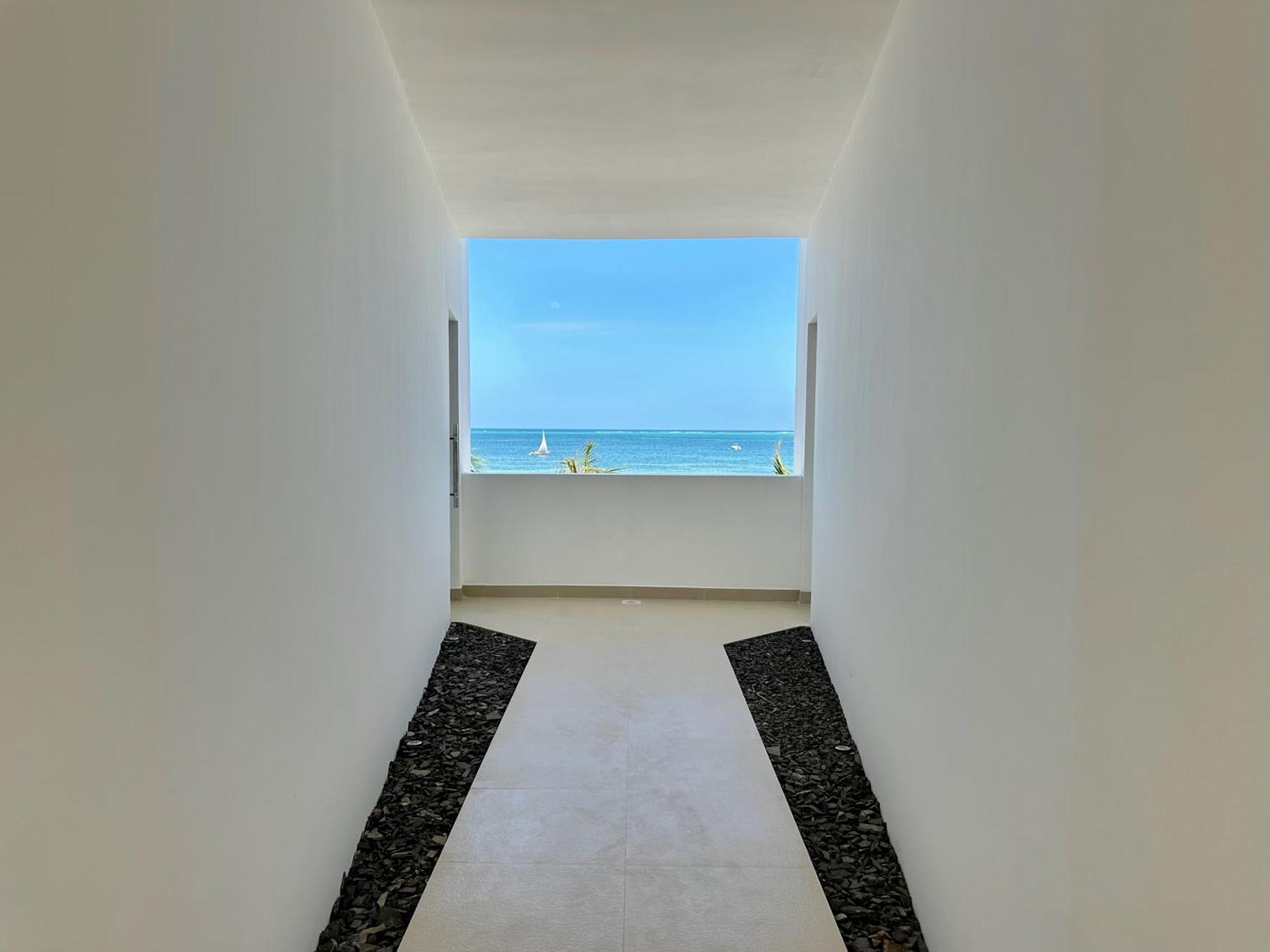Apartment Beachfront With Private Pool
