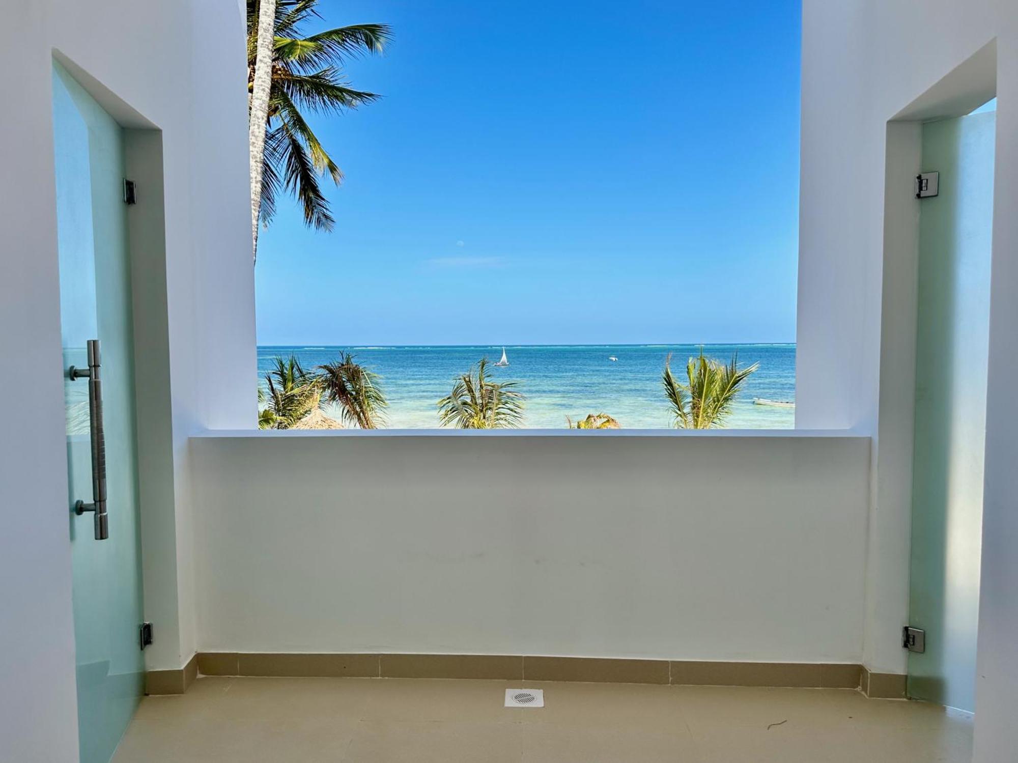 Beachfront With Private Pool Apartment Kiwengwa (Zanzibar)